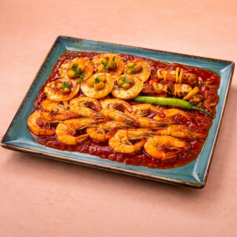 Seafood Mix in Special Chili Sauce